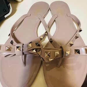 Valentino sandals autentic exelente condiction size 40 color nude …